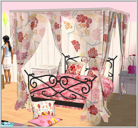 Sims 2 — princess-room - B43 Bedcurtains Princess by Birgit43 — cloned from echos rug