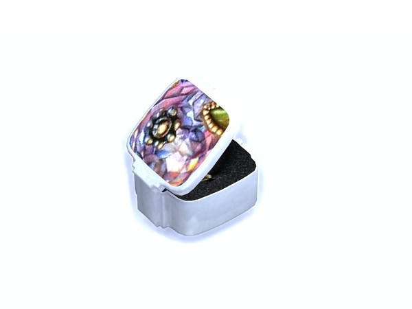 Sims 4 — Elizabeth Jewel Box Opened by Flovv — The place where you can keep your jewelry safe.